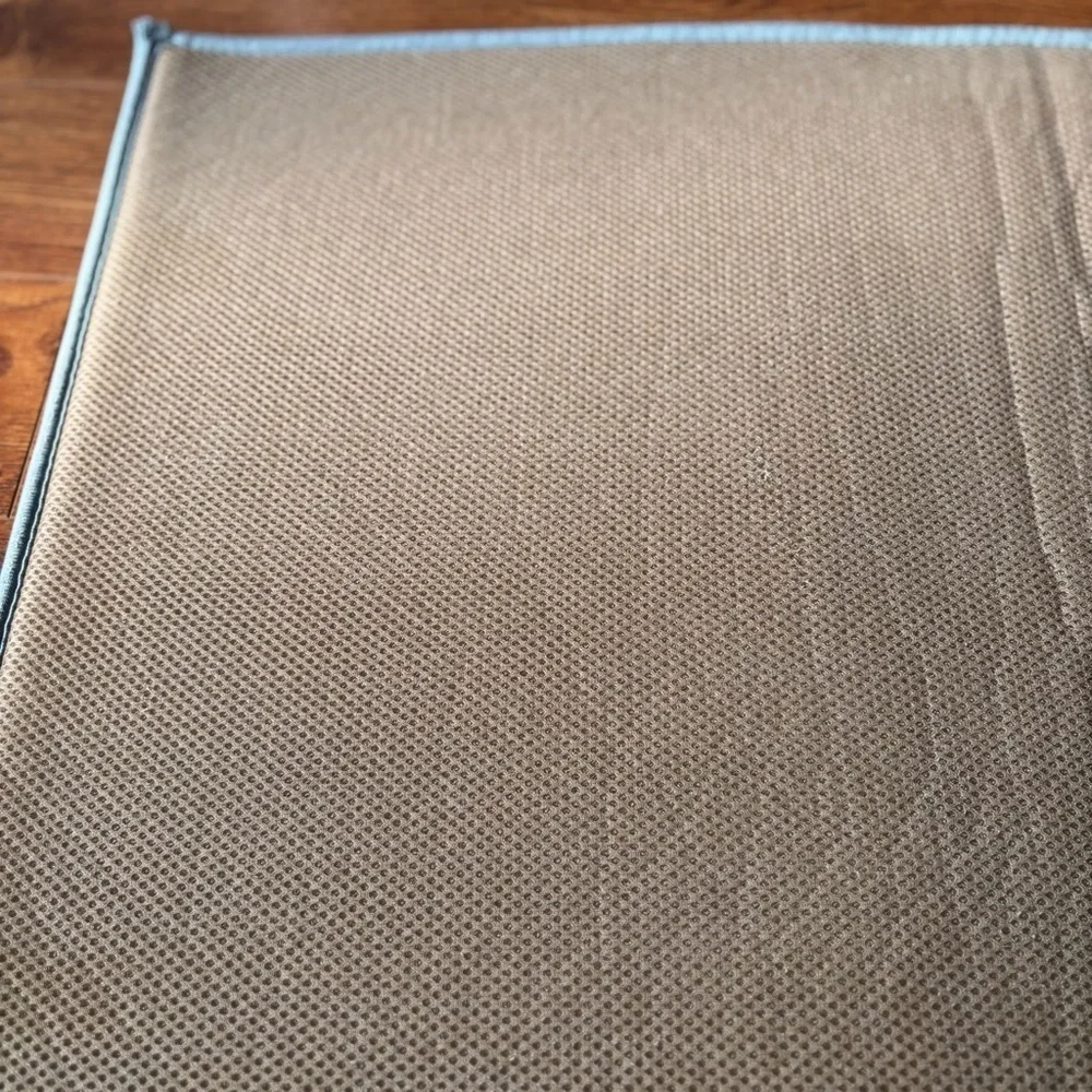 Green Textured Bath Mat